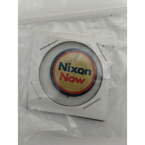 NIXON PRESIDENTIAL CAMPAIGN PINBACK BUTTONS "NIXON NOW" - Picture 1 of 5